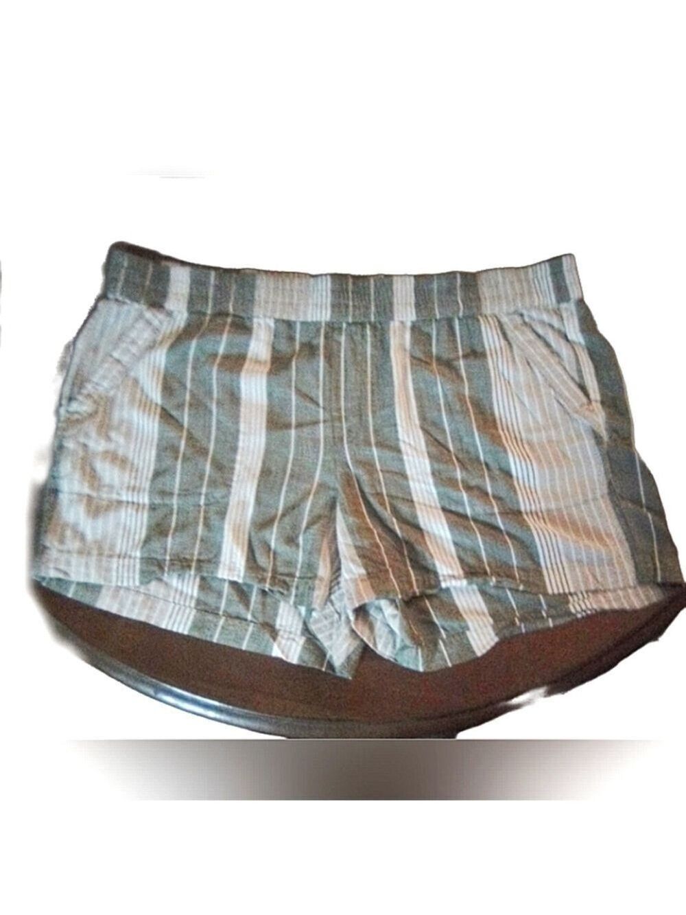 SONOMA WOMEN'S PLUS 2XL STRIPED SHORTS WITH POCKETS